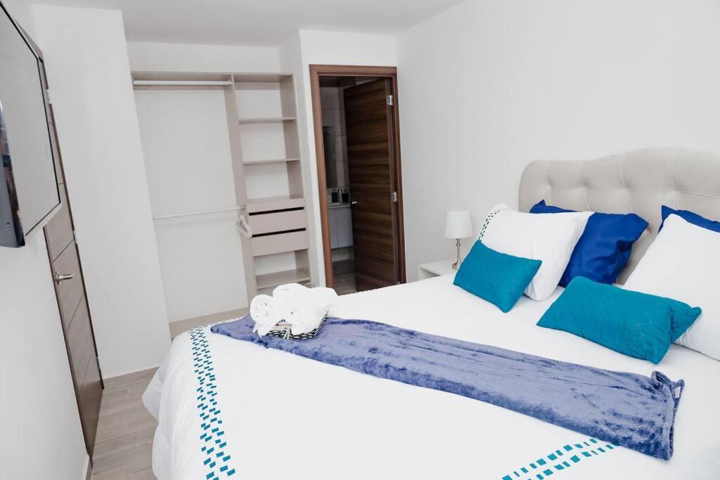 Apartamento De Lujo En Zona 10 Guatemala City Luaran gambar